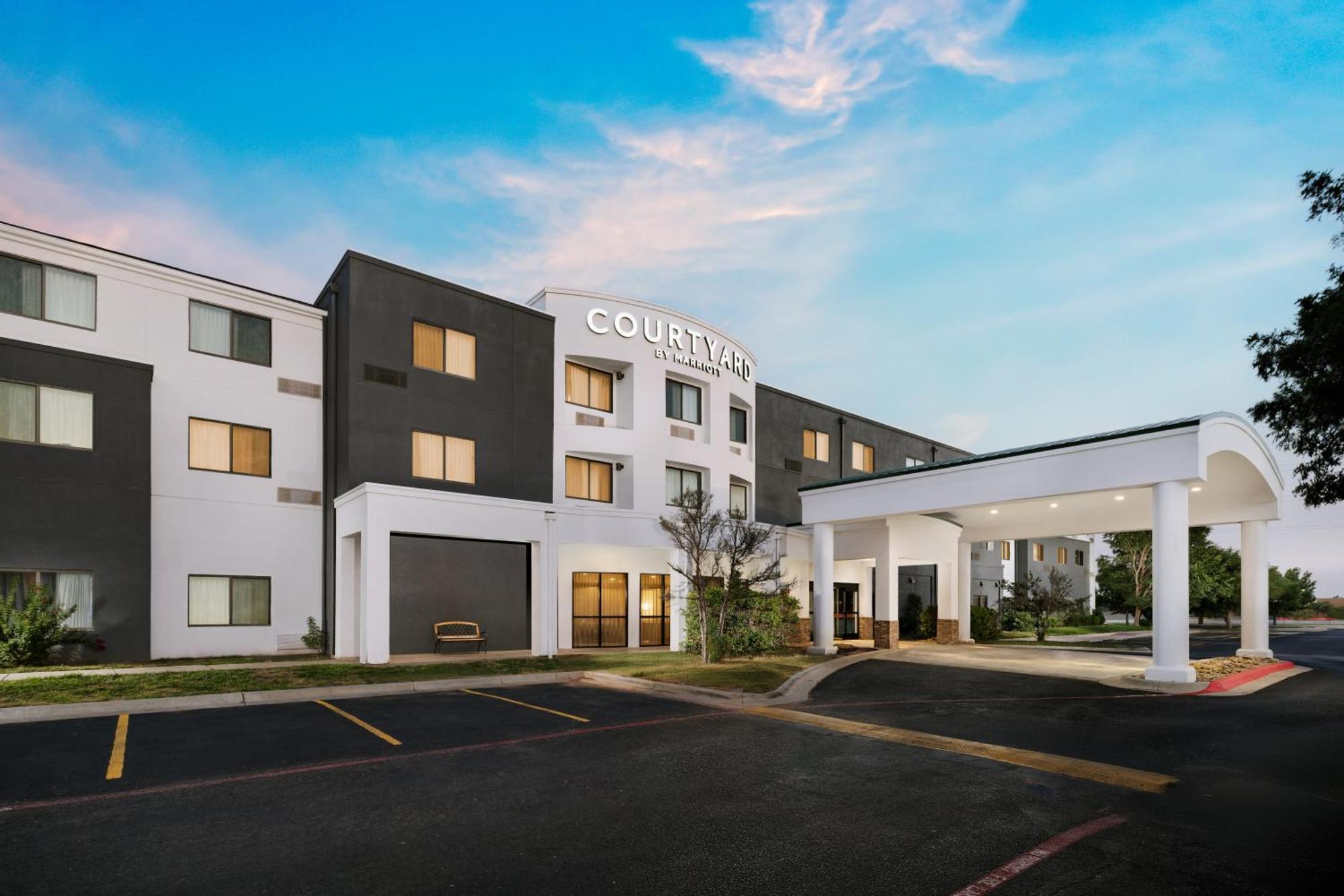 Courtyard By Marriott Amarillo West/Medical Center Hotel Екстериор снимка